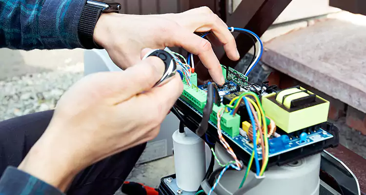 Automatic Driveway Gate Repair in South Miami Heights, FL