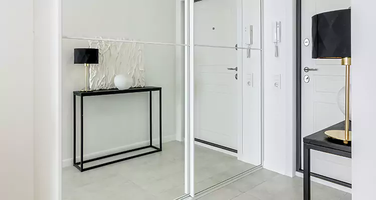 Mirrored Bifold Closet Doors Repair in South Miami Heights, FL