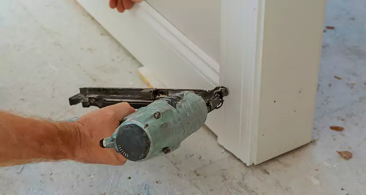 Fix Garage Door Panel in South Miami Heights, FL