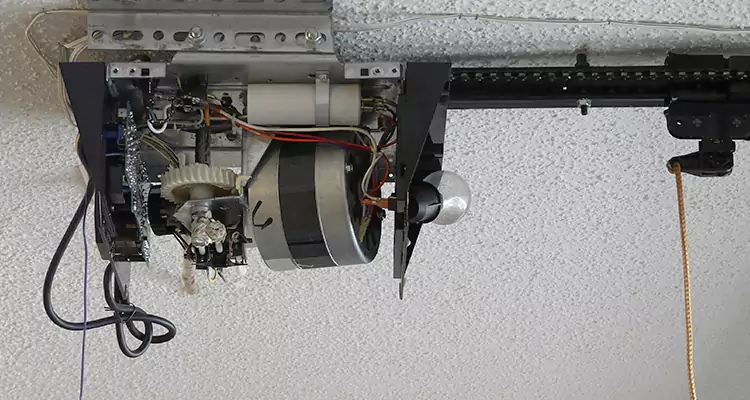 Emergency Garage Door Opener Repair in South Miami Heights, FL