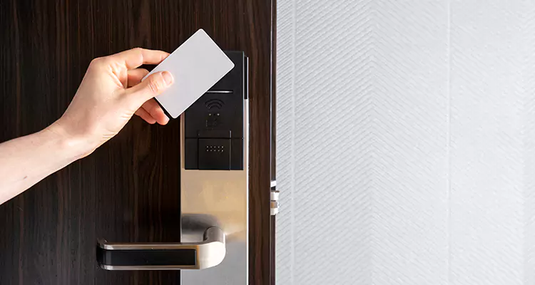 Why Choose Us for Hotel Keycard Lock Repair in South Miami Heights, FL?