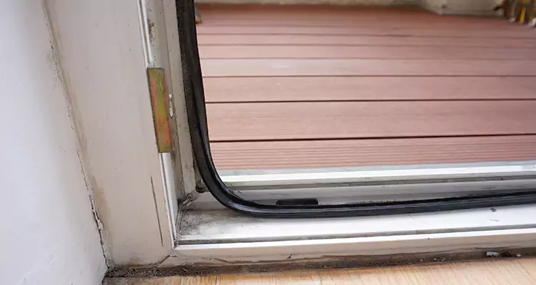 Why Choose Us for Leaking Sliding Glass Door Repair in South Miami Heights, FL?