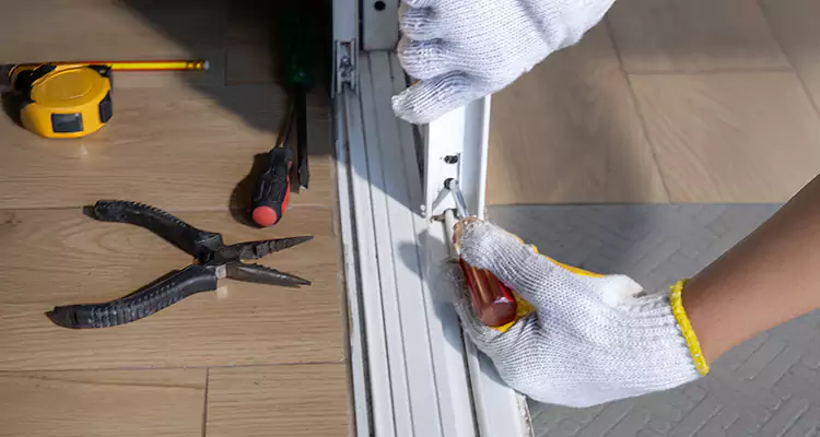 Screen Door Wheel Replacement in South Miami Heights, FL