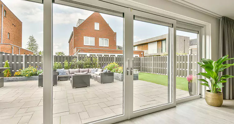 Best Sliding Screen Door Replacement Company in South Miami Heights, FL