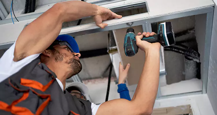 Emergency Overhead Door Repair in South Miami Heights, FL