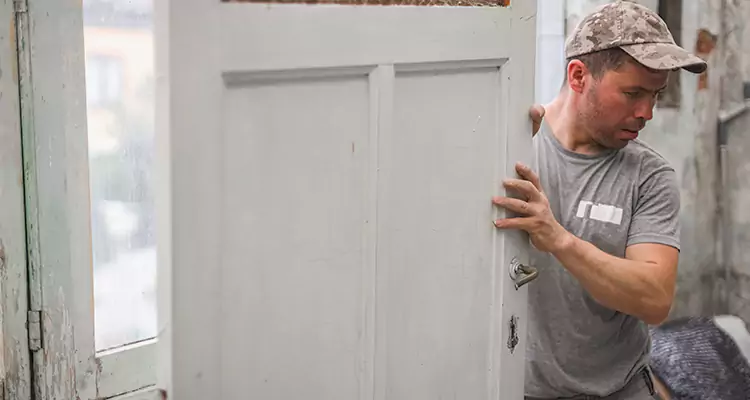 Home Front Door Replacement in South Miami Heights, FL